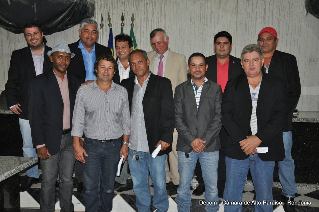 Secretário do DER participa de sessão do legislativo em Alto Paraíso
