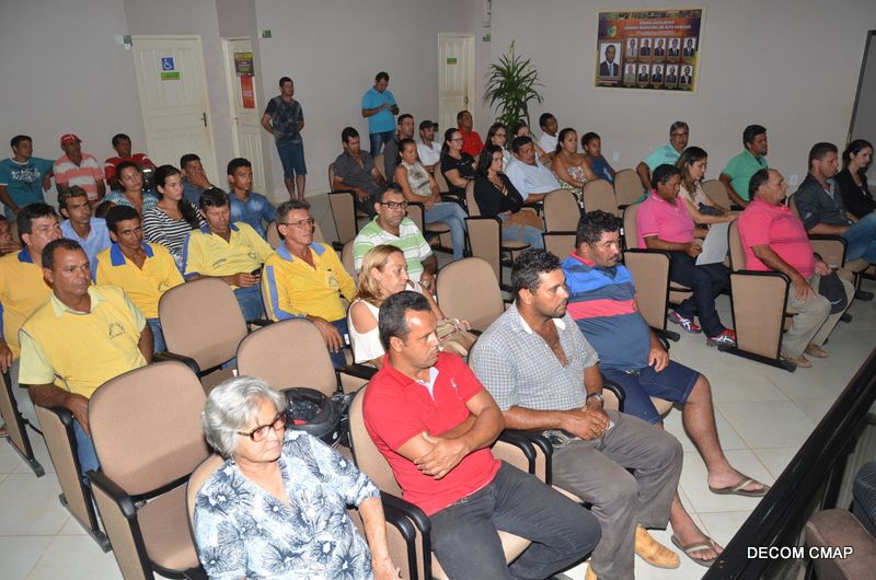 Câmara de vereadores de Alto Paraíso aprova tempo de uso de motos para o transporte de mototaxista.